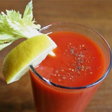 Suco detox de tomate