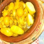 Chicken tagine with potatoes and green olives