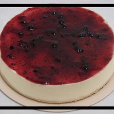 Torta de frutas vermelhas deliciosa