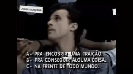 2 - Quando Faustão cai no palco ao vivo.